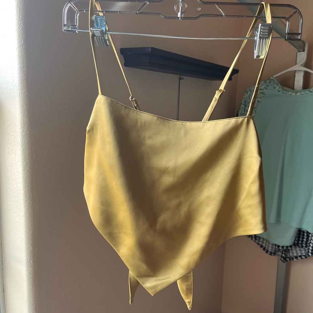 Forever 21 Tie Top✨ size Medium